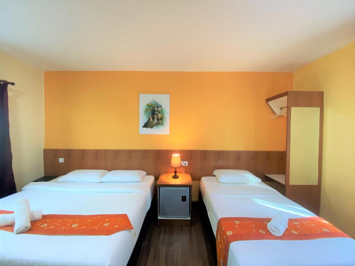 Chenang Inn Pantai Cenang  Exterior photo